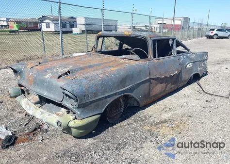 1957 Chevrolet Bel Air z USA, uszkodzony, nr VIN 000000VC57K118346